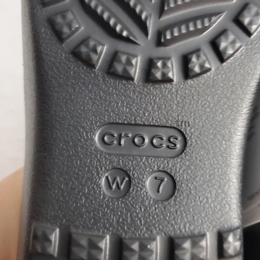Crocs Kadee Wedge Flip Flop Size 7